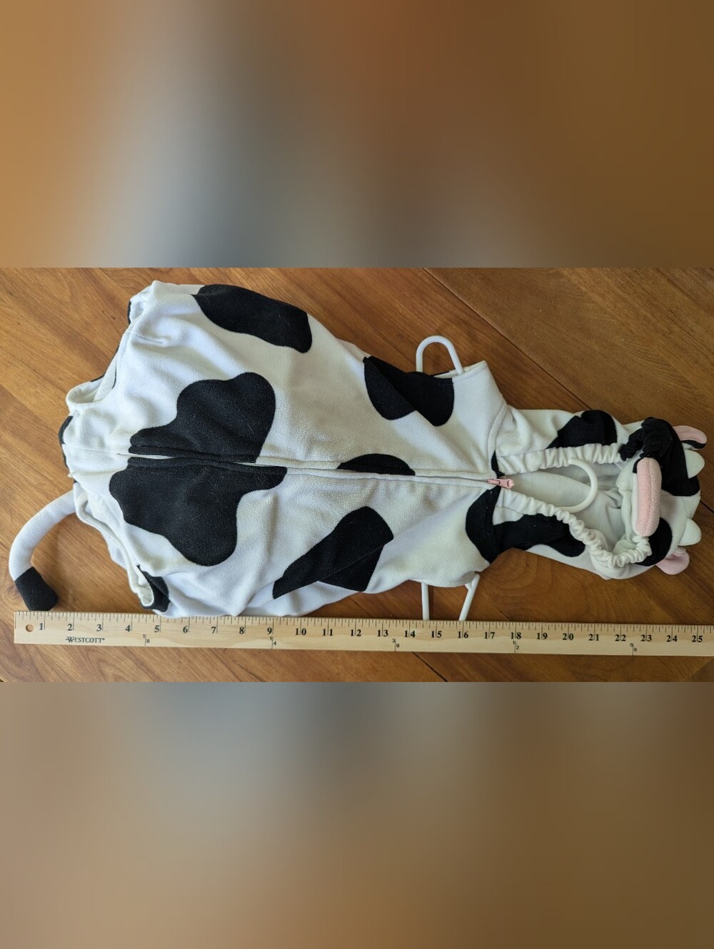 ๐๐๐ฎ๐ปCarter's Cow Soft Plush Costume - Black & White 12mo - Picture 5 of 8